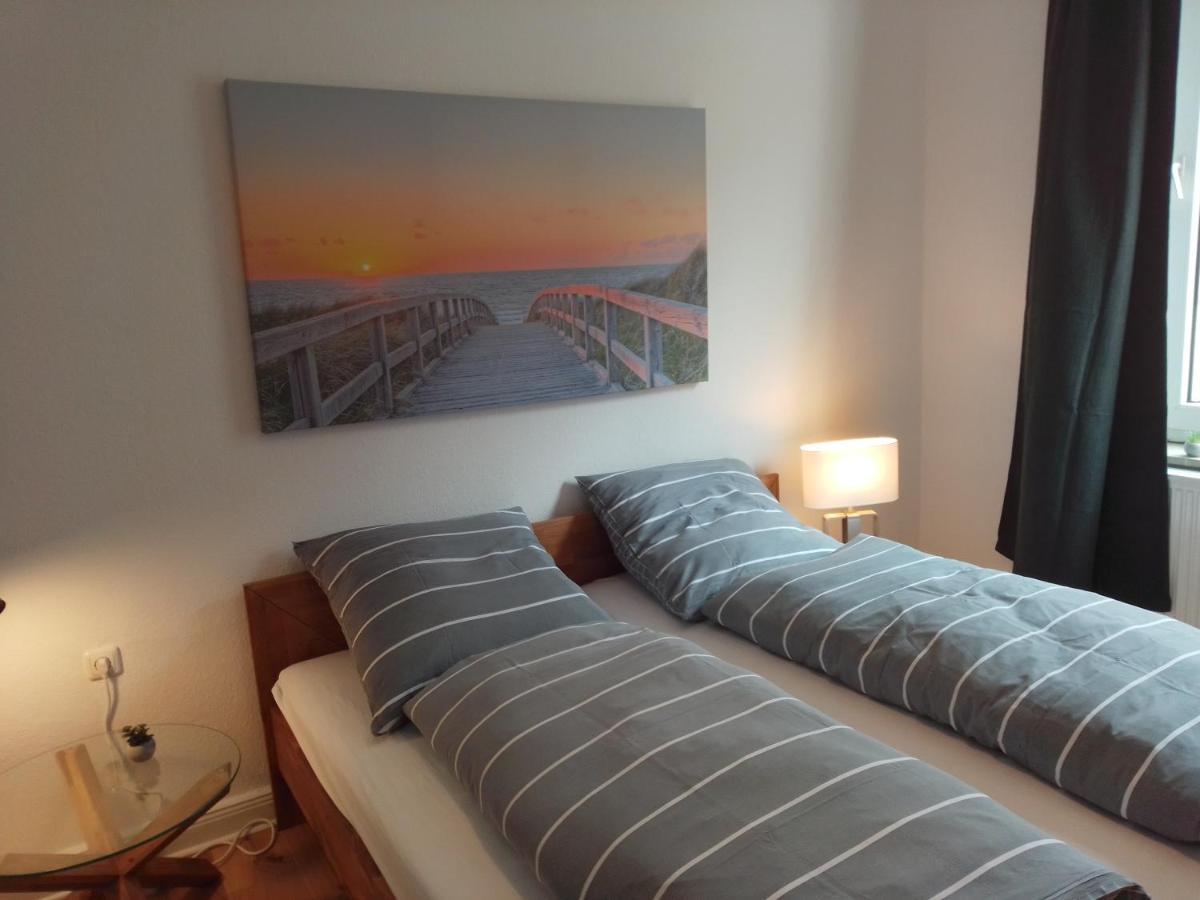 Sailing City Oak Line Кил Екстериор снимка