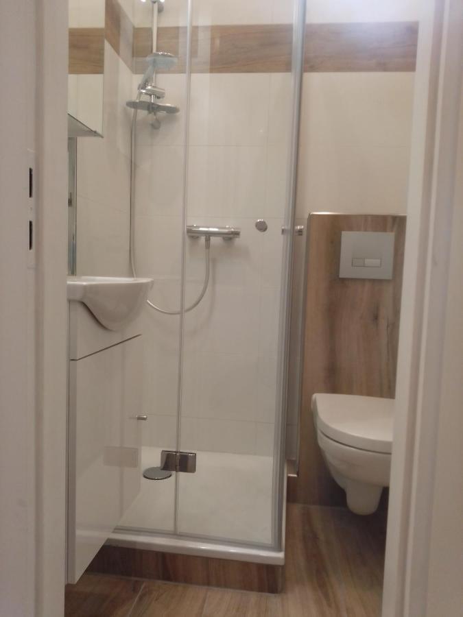 Sailing City Oak Line Кил Екстериор снимка